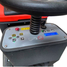 NR530: Ride-on scrubber dryer