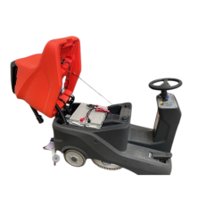 NR530: Ride-on scrubber dryer